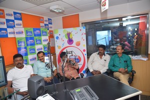 Nee Jathaleka Song Launch at Radio City